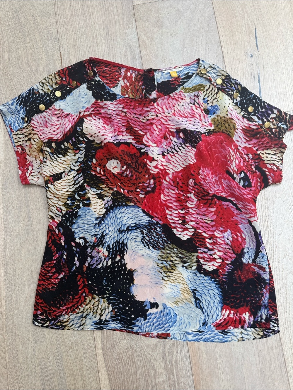 Like new silk Liefsdottir silk Floral Abstract Short Sleeve Top size 4